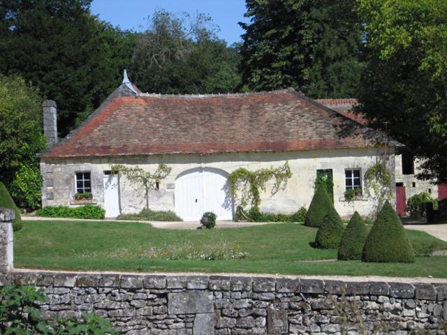 Chambres D'Hotes Le Chateau De La Plante Thuré Exteriér fotografie
